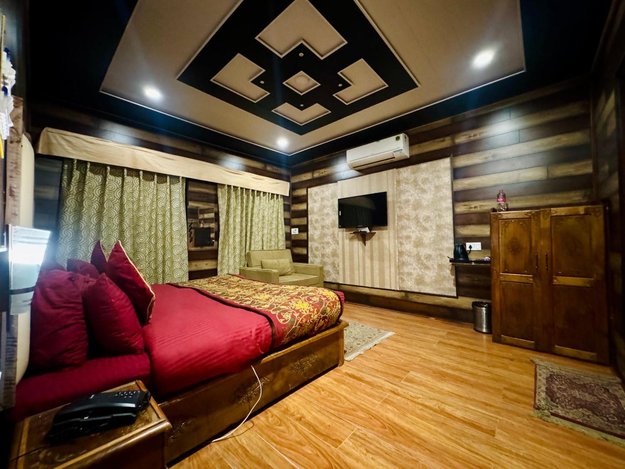 Sojourn Cottages Pahalgam Exterior photo